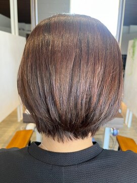 クレヨン ケース(Crayon case) 丸みショートカットブラウン丸みカットストレートまとまり感