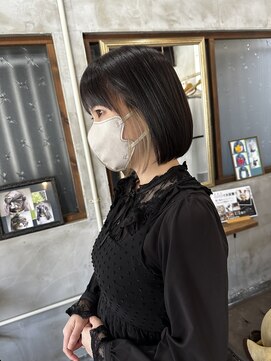 トイトイトイ(toi toi toy) インナーカラー×Bob