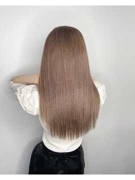 ロア 中目黒(loa) レイヤーロング/グレーベージュ/黒髪/前髪パーマ[中目黒]