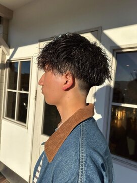 サード(ThairD) メンズスタイル/マッシュパーマ/ 前髪パーマ/アッシュブラック