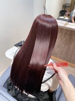 イーエムエー アールビアンカ 名駅店(e.m.a×Ar be.anca)&nbsp;ブリーチなしレッドピンク