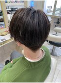 センターパートウルフヘアフェザーパーマ毛流れニュアンスメンズ