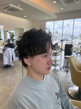 エマビビット 港店(EMA VIVID) 緩めスパイラルパーマ