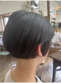 ぱつっとショートボブ
