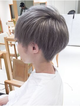 デイズ(days) 刈り上げショート/刈り上げパーマ/アッシュグレージュ