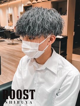 ルースト 渋谷店(ROOST) MEN’S HAIR/波巻ツイストスパイラル/フェザーパーマ/眉毛/渋谷