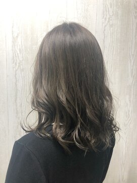 TELA HAIR 志木駅前店【テーラヘアー】【4月4日NEW OPEN（予定）】 透明感カーキアッシュ【TELA HAIR 志木駅前】