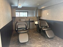 ソラリ バイ ルオーブ 横浜駅西口(solari by L'aube)の雰囲気（YUMEシリーズのシャンプー台でゆったり過ごせます☆）