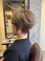 キー(key) 50代ショート♪若見えカット
