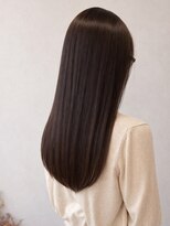 フィガロ バイ テイラー(FIGARO by Taylor) 清潔感と女性らしさを感じる艶髪スタイル
