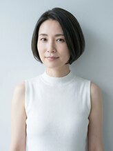 ティータ(teeta)&nbsp;【ブルベ冬】40代前下がりボブ×白髪ぼかし　アッシュグレージュ