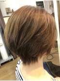 ショートボブ