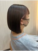 ピレンジ30代40代大人かわいいツヤ感前下がりオン眉ショートボブ