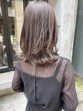 コフィー バイ メルト 吉祥寺(cofy by melt) 【松本咲花】ワンカールレイヤーカット/ブリーチなしオリーブ