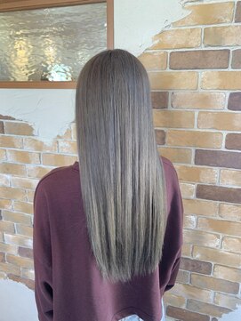 アドラーブル 女池店(adorable) 【ブリーチ必須】【ミントシアーグレージュ】【10代20代】