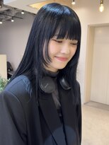 ディッセンバー 神宮前(December)&nbsp;ブルーブラックフェイスレイヤーワイドバングブルーグレージュ