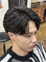 エクリュ(eKuryu)&nbsp;センターパートカルマパーマ