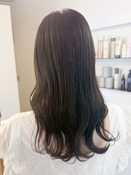 クララジャパン ナベシマ(CLALA JAPAN Nabeshima) ミディアム　ミディアムレイヤー　セミディ　地毛風カラー