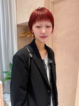 オン キャナルシティ博多前店(on) 【晴音】ショートウルフ/レッドカラー/ショート/20代