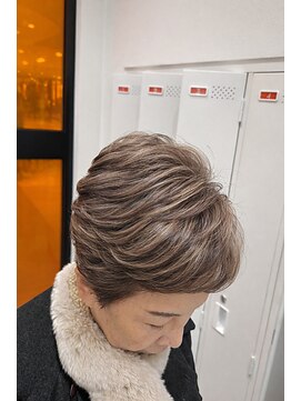 ナーディ バイ ミルボン(NERDy by milbon) ハイライトで顔回りに立体感をプラス◎