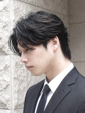 メンズフィール 南森町(MENS FEEL) MEN’S/リバースセンターパート/ニュアンスパーマ/南森町