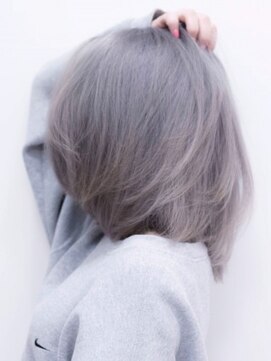 クアトログランシュ ひたちなか店(QUATRO×GranCieux) 【QUATRO】ブリーチオンカラーシルバー