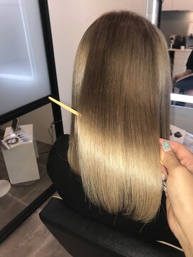 アールサロン アオヤマ(Rr SALON AOYAMA) 比べてみてください