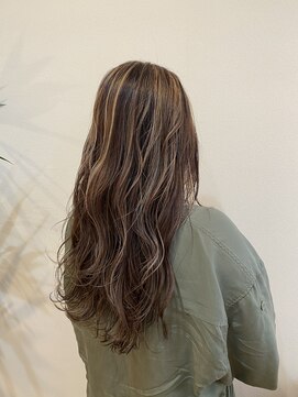 ガーデンエス 緑井店(GARDEN es) ベージュハイライト。