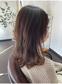 nuance beige ×サイドバング