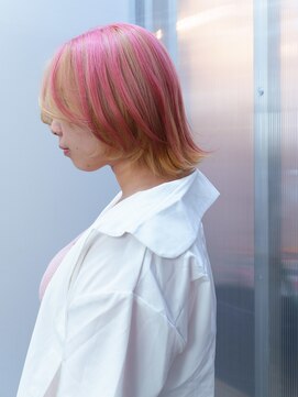 フィッツコア(FITS CORE) ペールピンクとウルフとアンブレラカラー