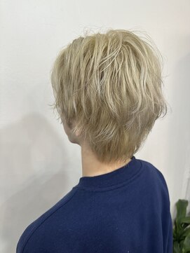 ルヴェルヘアー(Revel hair) ホワイトブロンド