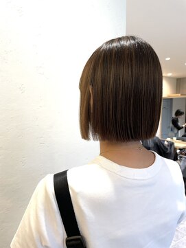 ルッカバイジェービー 行徳(lucca by jb) 黒髪/ボブルフ/ネビージュ/小顔/ワンレン/ボブ/ショート/前髪