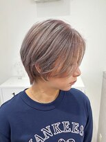 スイ(suiw)&nbsp;【保存必須】ラベンダーグレージュバレイヤージュベリーショート