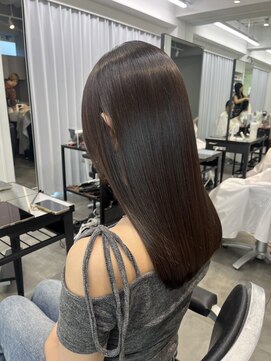 コレクティブワーク 表参道 渋谷(COLLECTIVE WORK) 髪質改善トリートメント表参道20代30代40代縮毛矯正【表参道】