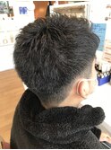 爽やかさと男らしさを引き立てるフェードカット