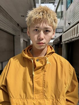 ヒュージ 表参道(huge) イメチェンブロンドスパイキーショートヘア/ケアブリーチ/眉毛