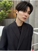 曲がる縮毛矯正狭めセンターパート