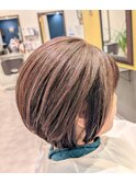 モノトーンベージュの白髪ぼかしカラー☆彡
