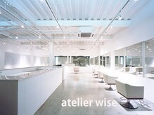 アトリエワイズ(atelier wise)の雰囲気（シンプルで天井も高く開放感のある空間が自慢です）