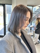 ソル ジングウマエ(SOL JINGUMAE)&nbsp;透けるグレージュ/切りっぱなしボブ/顔まわりレイヤー