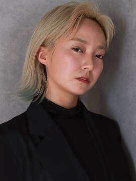 ルー ハナレ(Luu HANARE) シアーニュアンスボブ/ハイトーン/ブリーチ/髪質改善/神戸