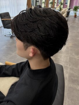 コク 千葉駅西口(COQU) 刈り上げセンターパート/波巻きツイストスパイラル/千葉駅