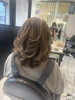 トータルビューティサロン シェリ(total beauty salon cheri)&nbsp;ハイライト×ミディアム
