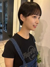 モンルル プル(mon loulou + plus)&nbsp;耳掛けショート、ショートボブ、ハンサムショート