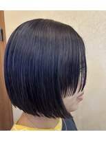 ロク(6)&nbsp;フロントサイドに個性を出すボブ