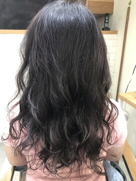 レナンダ (Reanda) グレージュ