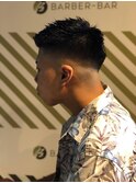 スキンフェードスタイル【BARBER-BAR】