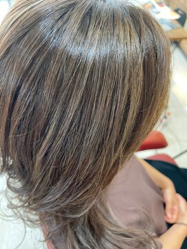 ヘアスタジオブービー ツヤ感ハイライト