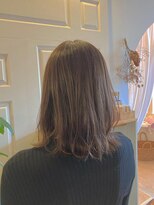 ウーヴリール 総社店(ouvrir)&nbsp;外ハネくびれヘア