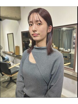 ユエ(Yue) ミディアム＋レッドブラウン